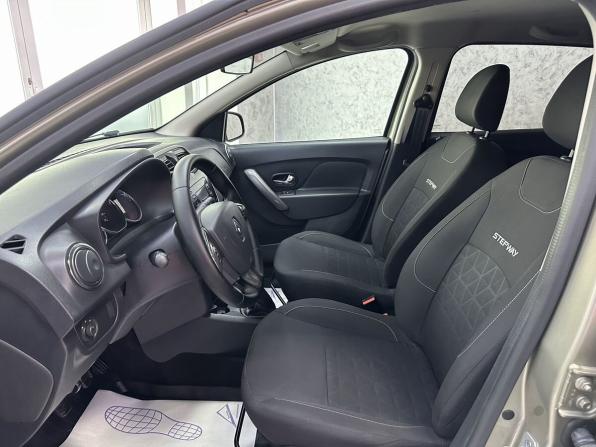Renault Sandero II с пробегом 2018 года, цена 1 265 000 рублей, 54869 км, хэтчбек, Автокод Объявления
