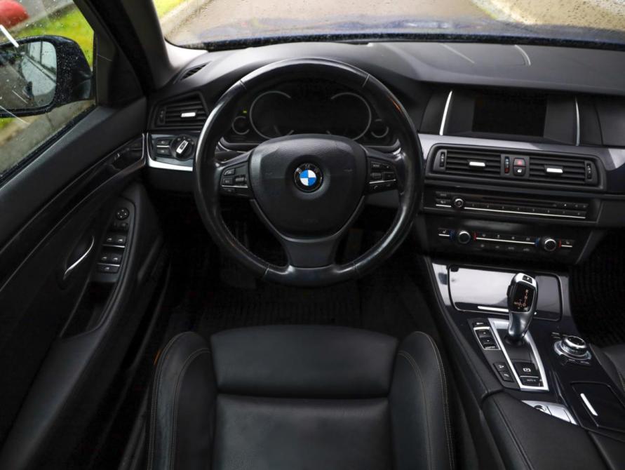 BMW 5 серии VI (F10/F11/F07) Рестайлинг Санкт-Петербург  - изображение 13