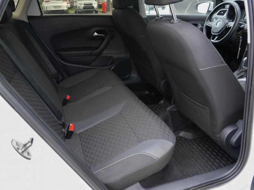 Volkswagen Polo V Рестайлинг Новосибирск  - изображение 22