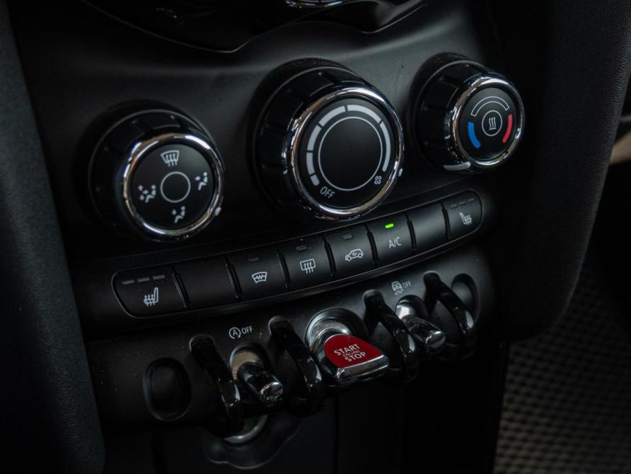 Mini Hatch III (F55/F56) Рестайлинг Краснодар  - изображение 13
