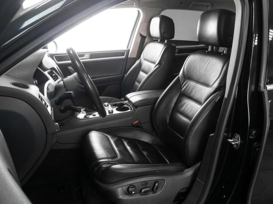 Volkswagen Touareg II Рестайлинг Тюмень  - изображение 10