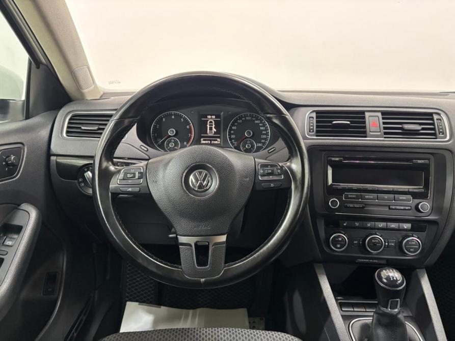 Volkswagen Jetta VI Альметьевск  - изображение 11