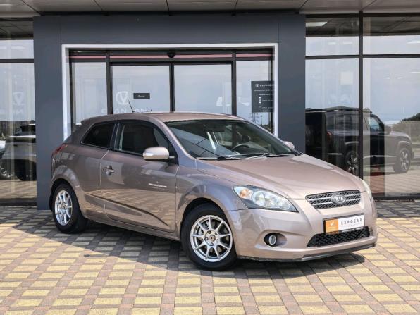 Kia Ceed I с пробегом 2010 года, цена 635 000 рублей, 254753 км, хэтчбек, Автокод Объявления