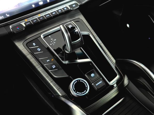 Geely Atlas Pro с пробегом 2023 года, цена 1 888 000 рублей, 89779 км, внедорожник, Автокод Объявления