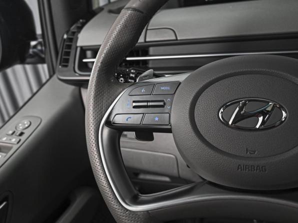 Hyundai Staria I с пробегом 2022 года, цена 5 519 000 рублей, 71124 км, минивэн, Автокод Объявления