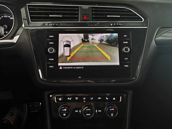 Volkswagen Tiguan II с пробегом 2019 года, цена 2 399 000 рублей, 93957 км, внедорожник, Автокод Объявления