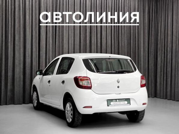 Renault Sandero II Рестайлинг с пробегом 2020 года, цена 579 000 рублей, 120000 км, хэтчбек, Автокод Объявления