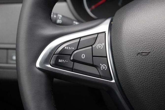 Renault Arkana I с пробегом 2020 года, цена 1 600 000 рублей, 117604 км, внедорожник, Автокод Объявления