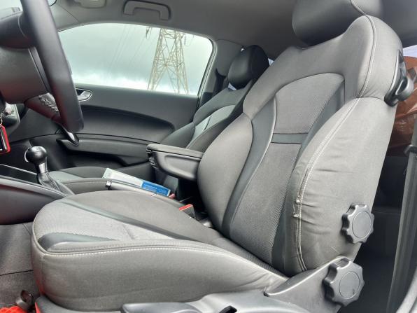 Audi A1 I (8X) с пробегом 2012 года, цена 850 000 рублей, 150000 км, хэтчбек, Автокод Объявления