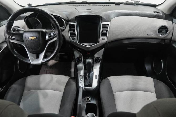 Chevrolet Cruze I с пробегом 2012 года, цена 729 000 рублей, 196707 км, хэтчбек, Автокод Объявления