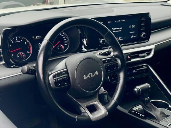Kia K5 III с пробегом 2021 года, цена 2 450 000 рублей, 68800 км, седан, Автокод Объявления