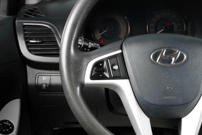 Hyundai Solaris I с пробегом 2012 года, цена 999 000 рублей, 85699 км, седан, Автокод Объявления