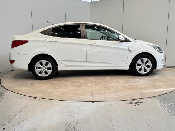 Hyundai Solaris I Рестайлинг с пробегом 2014 года, цена 915 000 рублей, 165133 км, седан, Автокод Объявления