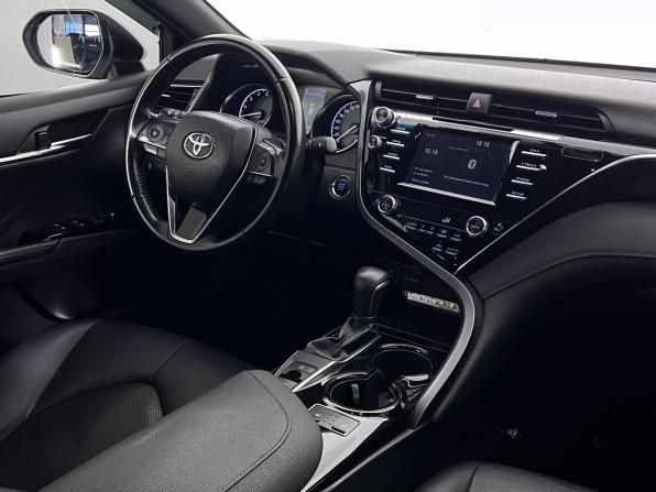 Toyota Camry VIII (XV70) с пробегом 2018 года, цена 2 450 000 рублей, 149204 км, седан, Автокод Объявления