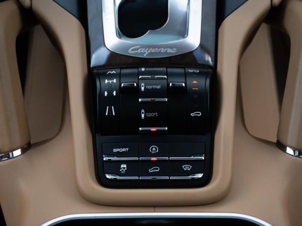 Porsche Cayenne II (958) с пробегом 2012 года, цена 2 498 000 рублей, 104650 км, внедорожник, Автокод Объявления