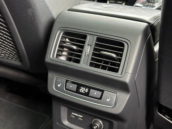 Audi Q5 II (FY) Рестайлинг с пробегом 2021 года, цена 4 250 000 рублей, 105655 км, внедорожник, Автокод Объявления