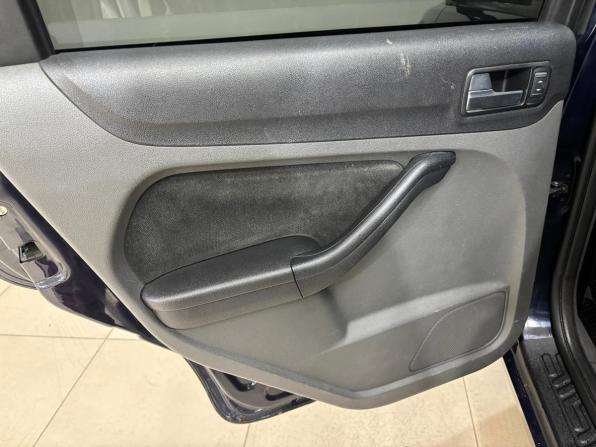 Ford Focus II с пробегом 2007 года, цена 395 000 рублей, 185767 км, хэтчбек, Автокод Объявления