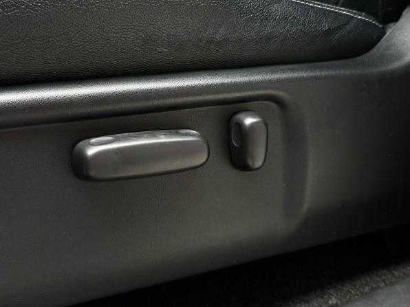 Toyota Hilux VII Рестайлинг с пробегом 2014 года, цена 2 399 000 рублей, 187205 км, пикап, Автокод Объявления