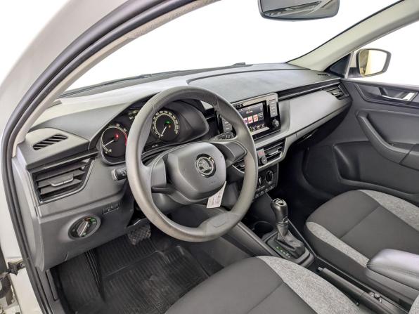 Skoda Rapid II с пробегом 2021 года, цена 1 399 000 рублей, 143273 км, лифтбек, Автокод Объявления