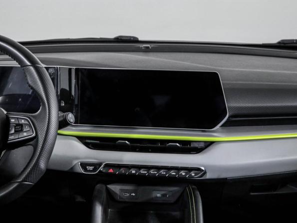 Geely Coolray I Рестайлинг с пробегом 2023 года, цена 2 060 000 рублей, 37117 км, внедорожник, Автокод Объявления