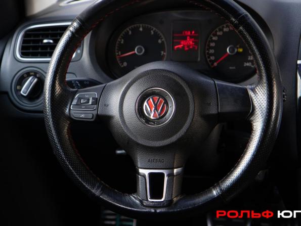Volkswagen Polo V с пробегом 2013 года, цена 678 000 рублей, 180215 км, седан, Автокод Объявления