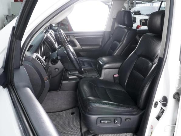 Toyota Land Cruiser 200 Series с пробегом 2011 года, цена 3 200 000 рублей, 169368 км, внедорожник, Автокод Объявления