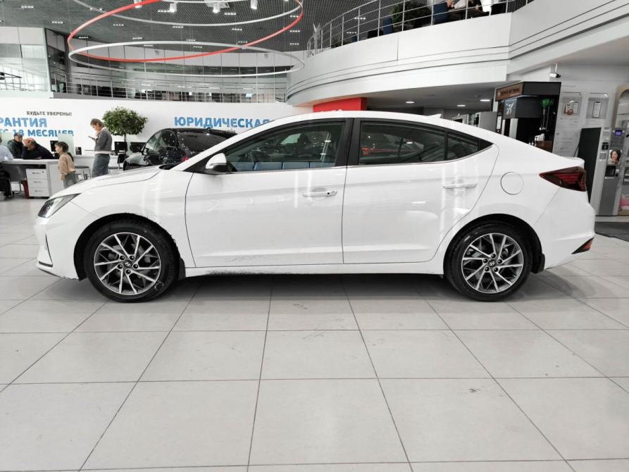 Hyundai Elantra VI (AD) Рестайлинг Казань  - изображение 10