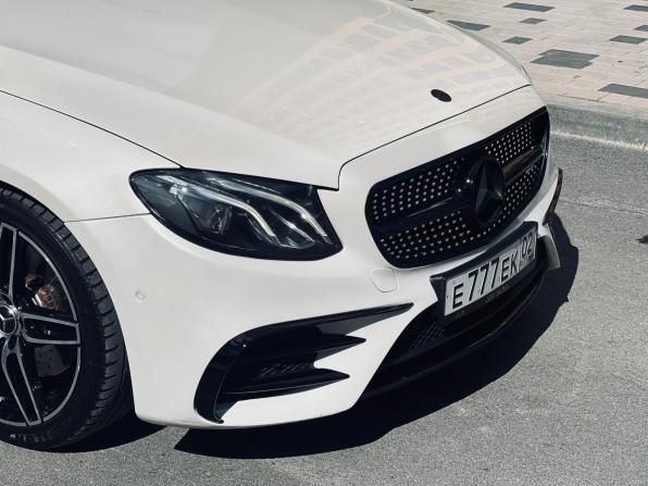 Mercedes-Benz E-Класс V (W213 S213 C238) с пробегом 2017 года, цена 2 950 000 рублей, 107832 км, седан, Автокод Объявления