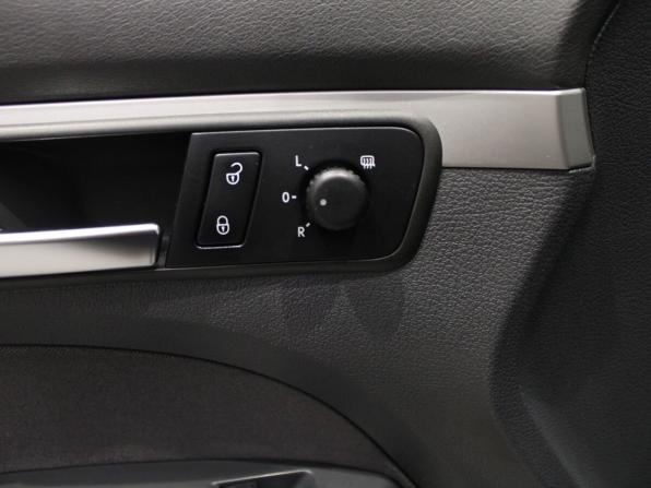 Volkswagen Touran I Рестайлинг 2 с пробегом 2011 года, цена 556 000 рублей, 270000 км, компактвэн, Автокод Объявления