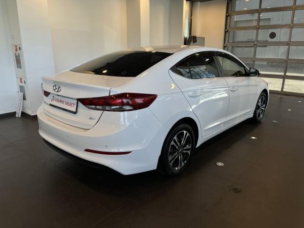 Hyundai Elantra VI (AD) с пробегом 2016 года, цена 1 380 000 рублей, 181650 км, седан, Автокод Объявления