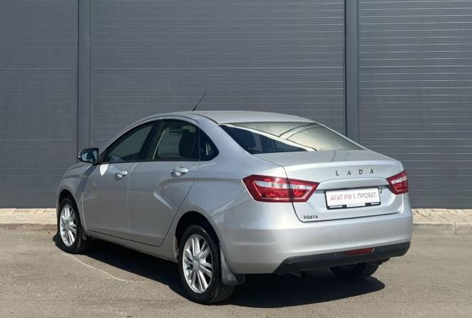 Lada (ВАЗ) Vesta I с пробегом 2017 года, цена 700 000 рублей, 110056 км, седан, Автокод Объявления