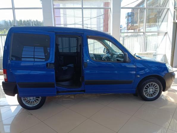 Peugeot Partner I Рестайлинг с пробегом 2010 года, цена 379 000 рублей, 223000 км, минивэн, Автокод Объявления