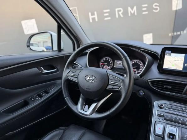 Hyundai Santa Fe IV Рестайлинг с пробегом 2023 года, цена 3 818 000 рублей, 58864 км, внедорожник, Автокод Объявления