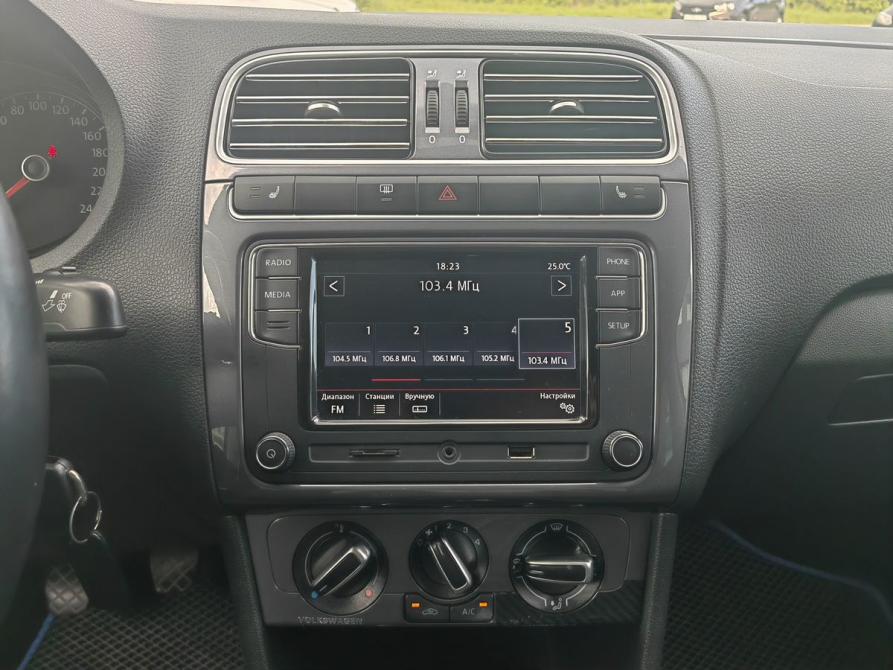 Volkswagen Polo V Рестайлинг Великие Луки  - изображение 16