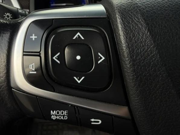 Toyota Camry VII (XV50) Рестайлинг с пробегом 2015 года, цена 1 649 000 рублей, 156854 км, седан, Автокод Объявления