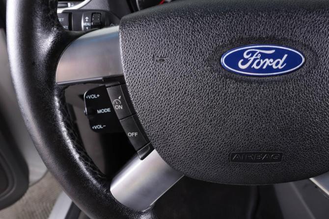 Ford Focus II с пробегом 2006 года, цена 479 000 рублей, 198124 км, хэтчбек, Автокод Объявления