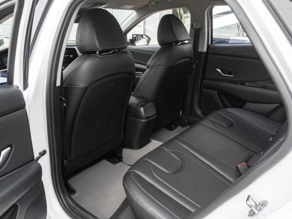 Hyundai Avante VII с пробегом 2020 года, цена 1 850 000 рублей, 96255 км, седан, Автокод Объявления