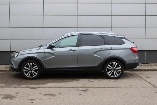 Lada (ВАЗ) Vesta I с пробегом 2018 года, цена 1 055 000 рублей, 120942 км, универсал, Автокод Объявления