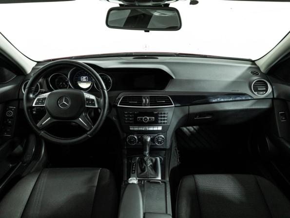 Mercedes-Benz C-Класс III (W204) Рестайлинг с пробегом 2011 года, цена 1 350 000 рублей, 296896 км, седан, Автокод Объявления