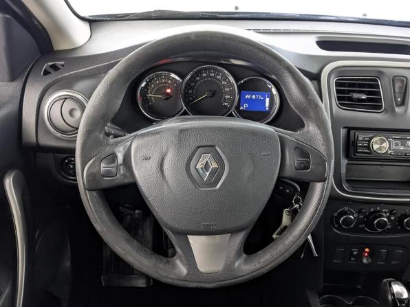 Renault Sandero II с пробегом 2017 года, цена 750 000 рублей, 221975 км, хэтчбек, Автокод Объявления