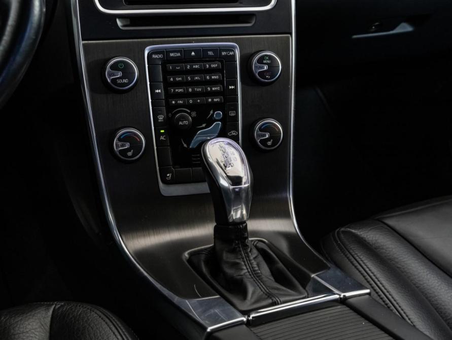 Volvo S60 II Рестайлинг Санкт-Петербург  - изображение 13
