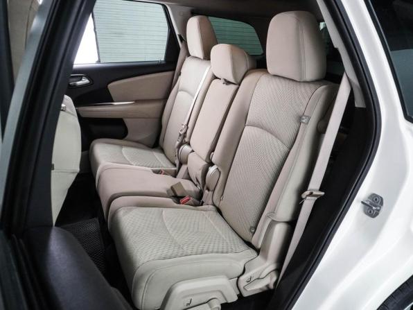 Dodge Journey I Рестайлинг с пробегом 2017 года, цена 1 379 000 рублей, 166618 км, внедорожник, Автокод Объявления