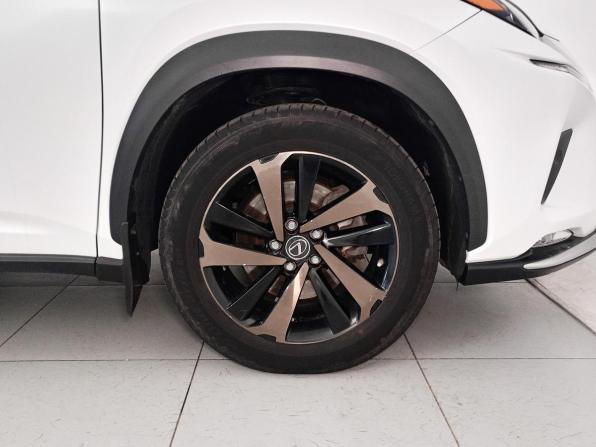 Lexus NX I Рестайлинг с пробегом 2020 года, цена 3 371 000 рублей, 102000 км, внедорожник, Автокод Объявления