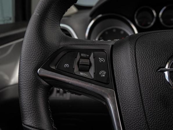 Opel Mokka I с пробегом 2014 года, цена 1 180 000 рублей, 124277 км, внедорожник, Автокод Объявления