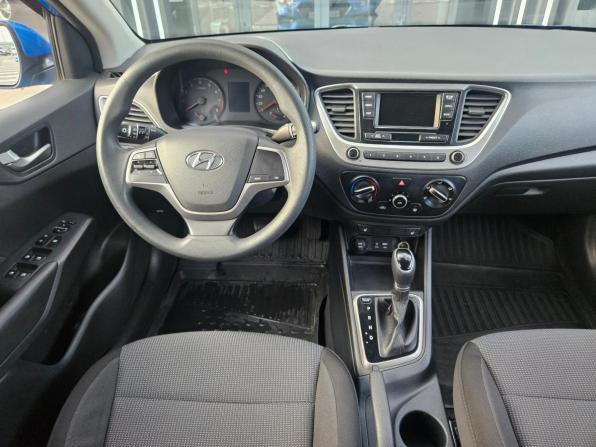 Hyundai Solaris II с пробегом 2018 года, цена 1 350 000 рублей, 122000 км, седан, Автокод Объявления