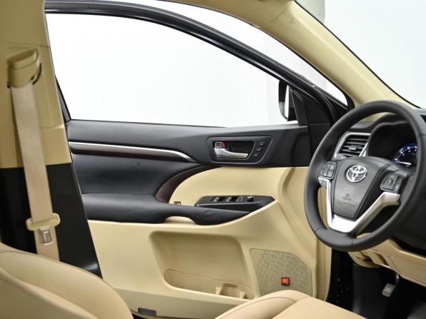 Toyota Highlander III (XU50) с пробегом 2014 года, цена 2 449 000 рублей, 105000 км, внедорожник, Автокод Объявления
