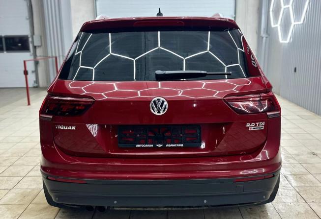 Volkswagen Tiguan II с пробегом 2017 года, цена 2 253 000 рублей, 196666 км, внедорожник, Автокод Объявления