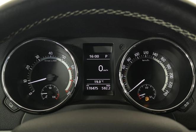 Skoda Yeti I Рестайлинг с пробегом 2016 года, цена 1 270 000 рублей, 170475 км, внедорожник, Автокод Объявления