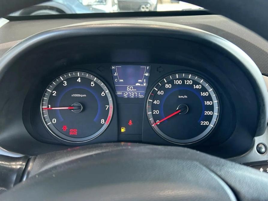 Hyundai Solaris I Екатеринбург  - изображение 18