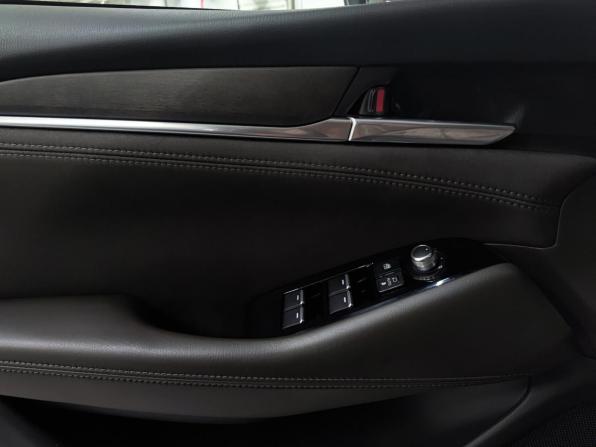 Mazda 6 III (GJ) Рестайлинг 2 с пробегом 2021 года, цена 3 190 000 рублей, 73141 км, седан, Автокод Объявления